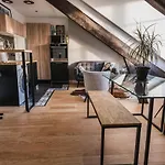 Beautiful Modern Nest In Montparnasse